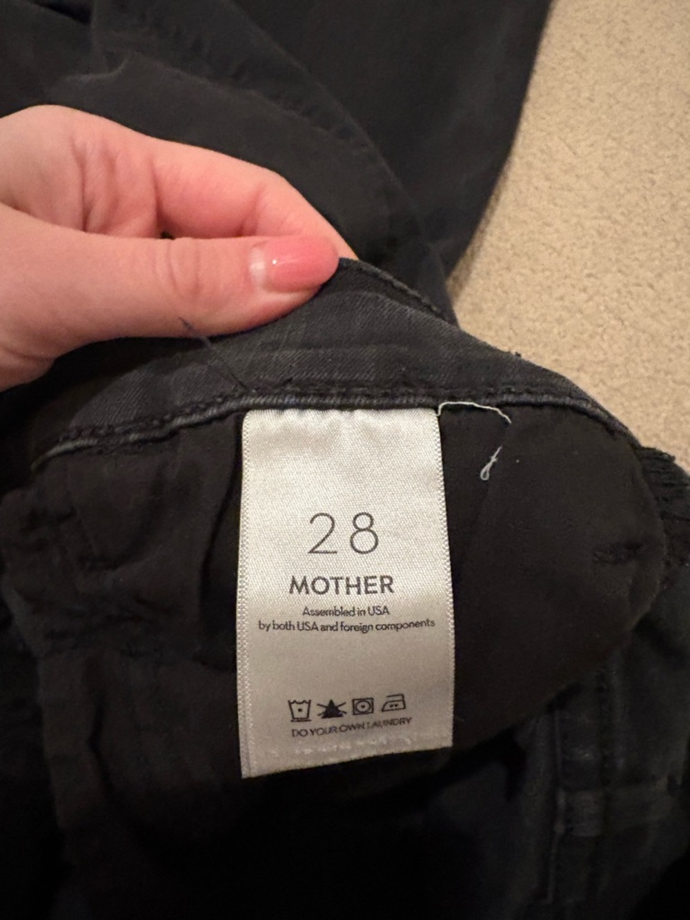 MOTHER The Hustler Ankle Fray Black High Rise Flare Jeans Size 28 - Picture 6 of 6
